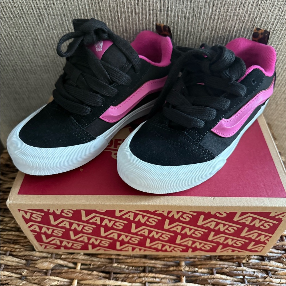 Vans Knu Skool Skate Shoe - Little Kid - Black / Pink / Leopard